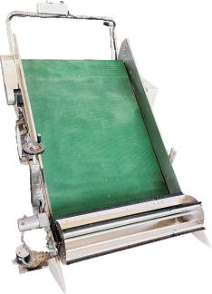 1200 Self-Propelled Leafy Vegetable Harvester